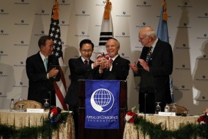 The President of the Republic of Korea, Lee Myung-bak, receives The Appeal of Conscience Foundation?s World Statesman Award: Rabbi Arthur Schneier, President and founder of The Appeal of Conscience Foundation and former Federal Reserve Chairman, Paul Volc