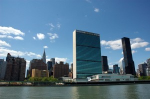 800px-United_Nations_Chrysler_river