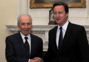 British Prime Minister David Cameron (right) with Israeli President Shimon Peres at 10 Downing Street, in March of 2011. Photo: screenshot via zimbio.