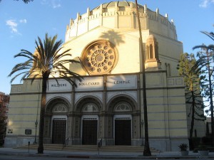 800px-Wilshire_Boulevard_Temple_1207
