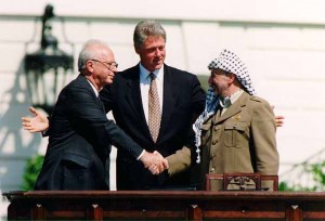 Former Israeli Prime Minister Yitzhak Rabin, with former U.S. president Bill Clinton, and former PLO chairman Yasser Arafat. Photo: WikiCommons.