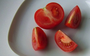 A new poll shows that the tomato is considered the "most Israeli vegetable.” Photo: Robert Wetzlmayr.