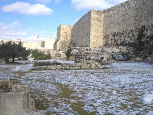 800px-Jerusalem-snow-070102