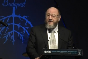 mervis Rabbi Ephraim Mervis, new chief rabbi of the United Kingdom and Commonwealth, addressing the delegates at World Jewish Congress's Plenary Assembly, closing dinner in Budapest, May 2013. Photo: Screenshot.