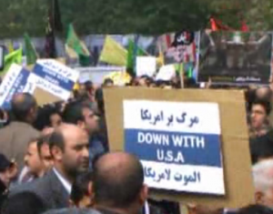 Iranian protesters in Tehran, in front of the former U.S. Embassy, on the anniversary of its 1979 takeover, in November 4, 2013. Photo: Screenshot / FARS.