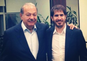 Mexican Billionaire Carlos Slim (left) with Mobli CEO Moshe Hogeg. Photo: Mobli.