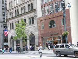 Israel Discount Bank of New York (left), next to Chabad Lubavitch of Midtown, on Manhattan's Fifth Avenue by Bryant Park. Photo: WikiCommons.