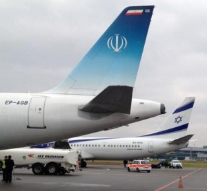 isra-iran A photograph of the Israeli and Iranian airplanes parked next to each other at Zurich's Airport for the World Economic Forum. Photo: Screenshot / John Fraher.