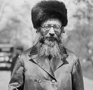 Abraham_Isaac_Kook_1924