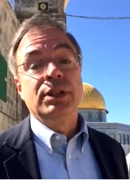 U.S. Congressman Dr. Andrew Harris atop the Temple Mount, on May 14, 2014. Photo: Screenshot.