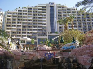 Israel approved a plan allowing Eilat hotels to hire Jordanian workers in order to fill a labor shortage. Photo: PikiWiki - Israel free image collection project.