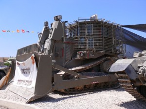 IDF D-9 tractor. Photo: Wikipedia.