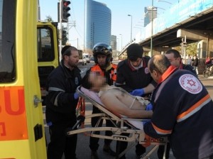 Tel Aviv bus stabbing attack victim. Photo: NRG News.