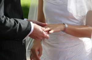 A new analysis shows that women married in Jewish ceremonies are less likely to take their husband's last name than women married in Roman Catholic ceremonies. Photo: Jason Hutchens via Wikimedia Commons.