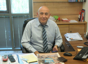 Israeli-Arab MK Basel Ghattas, pictured, was recently suspended after visiting late Palestinian terrorists’ families. Photo: Wikimedia Commons.