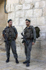 An Israeli border policewoman was seriously wounded after being stabbed by a Palestinian woman. Photo: Wikimedia Commons.