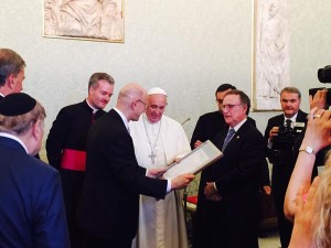 Pope Francis met with a delegation of Jewish leaders from B’nai B’rith International. Photo: Twitter.