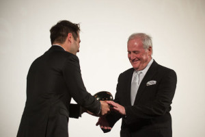 Producer Jerry Weintraub (right) died of cardiac arrest. Photo: Wikimedia Commons