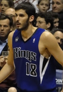 Omri Casspi will visit Israel with a delegation of NBA players. Photo: Wikimedia Commons