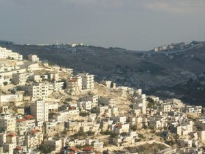 Five teenagers were wounded Tuesday when a bus in eastern Jerusalem was stoned. Photo: Wikimedia Commons.