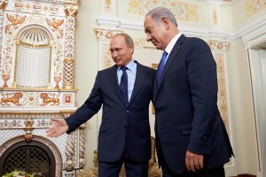 Israeli Prime Minister Benjamin Netanyahu (right), with Russian President Vladimir Putin at the Kremlin this week. Photo: Facebook.