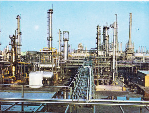 The Abadan Petrochemical Complex in Iran. Photo: Wikipedia.