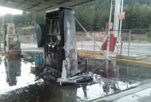 The aftermath of an August firebombing of a gas station in Eli in Samaria. Israel has arrested two Palestinian terrorists who admitted to the attack. Photo: Judea and Samaria Fire and Rescue Services.
