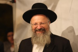 Rabbi Shmuel Eliahu (pictured) said that it is forbidden to leave a terrorist alive after they carry out an attack. PHOTO: Rabbi Eliahu's Facebook Page.