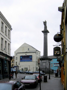 Danielle O'Connell square in downtown Ennis, Ireland. Photo: Wikimedia Commons
