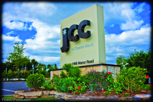 A dead man was found in the parking lot of the Jewish Community Center in Sea View, Staten Island. Photo: SIJCC.org.