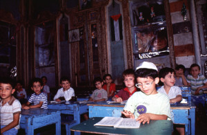 Jewish pupils in Damascus in 1991. According to assessments, there is only a handful of Jews left in Syria today. Photo: Wikimedia Commons.