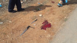 The knife used by an Arab terrorist in the stabbing attack in Kiryat Arba. The terrorist was shot and killed. Photo: Israel Police Foreign Press.