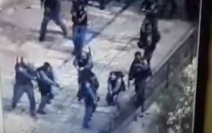 The real-time footage of a stabbing attack in Jerusalem at the Damascus Gate of the Old City. Photo: Screenshot.