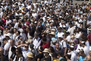 Naama and Eitam Henkin were buried on Har Hamenuchot in the Givat Shaul neighborhood of Jerusalem on Friday morning. Photo: Reemon Silverman, Tazpit News Agency.