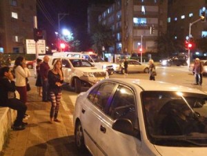 The aftermath of the stabbing attack in Netanya Monday evening. Photo: Israel Police.