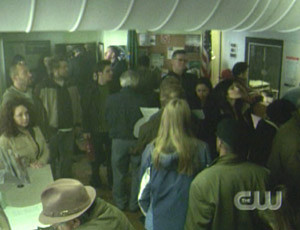 Waiting in line for a driver's license. Photo: Wikipedia.