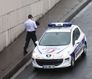 French police raided an apartment suspected of housing the mastermind behind the Paris attacks. Photo: Wikimedia Commons.