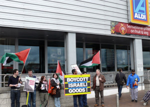A BDS protest in Ireland. Photo: Wikipedia.