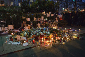 A makeshift memorial for victims of Paris' terror attacks. Photo:  Azurfrog via Wikimedia Commons.