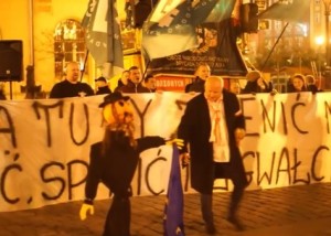 An effigy of a Jew at an anti-immigration protest in Poland. Photo: Screenshot. 