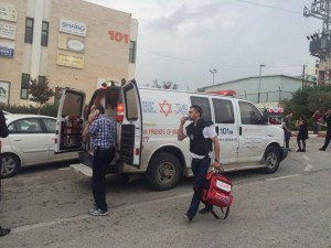 A Palestinian stabbing attack in Sha'ar Binyamin, left an Israeli seriously wounded. Photo: Twitter.