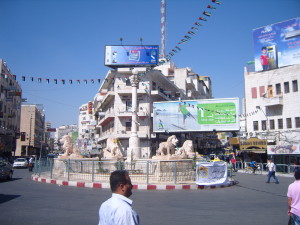 Al-Manara Square in Ramallah. A Palestinian terrorist was shot dead Friday after he tried to run over IDF soldiers near Ramallah. Photo: Wikipedia.