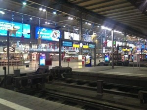An evacuated railway station in Munich. Authorities cleared out two railway stations  after an intelligence agency warned Germany of an imminent attack by ISIS. Photo: Twitter.