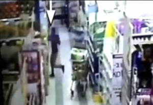 A scene in the surveillance footage released by the Rami Levi supermarket in Sha'ar Binyamin. Photo: Screenshot.