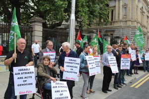 Irish Protest Against Israeli Bombings. Photo: Wikipedia 