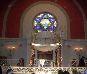 A chupah, a Jewish wedding canopy. Photo: WikiCommons.