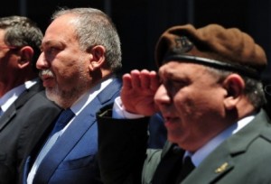 Israeli Defense Minister Avigdor Lieberman (left) and IDF Chief of Staff Gadi Eizenkot at IDF headquarters on Tuesday. Photo: Israeli Defense Ministry.