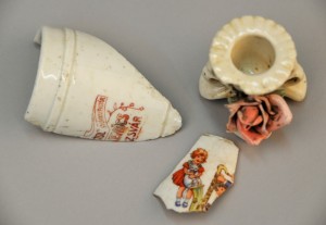 Photo of a recovered object most likely belonging to a Jew killed at the Auschwitz concentration camp. Photo: Paweł Sawicki/ Auschwitz Museum.
