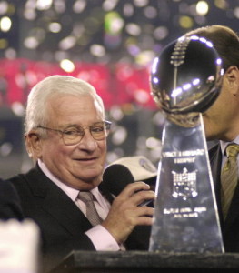 Art Modell, with the Super Bowl XXXV trophy. Photo: Wikia.