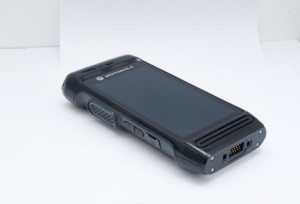 The IDF's new "Maya" mobile phone will allow the transfer of classified information. Photo: IDF Spokesperson's Unit.